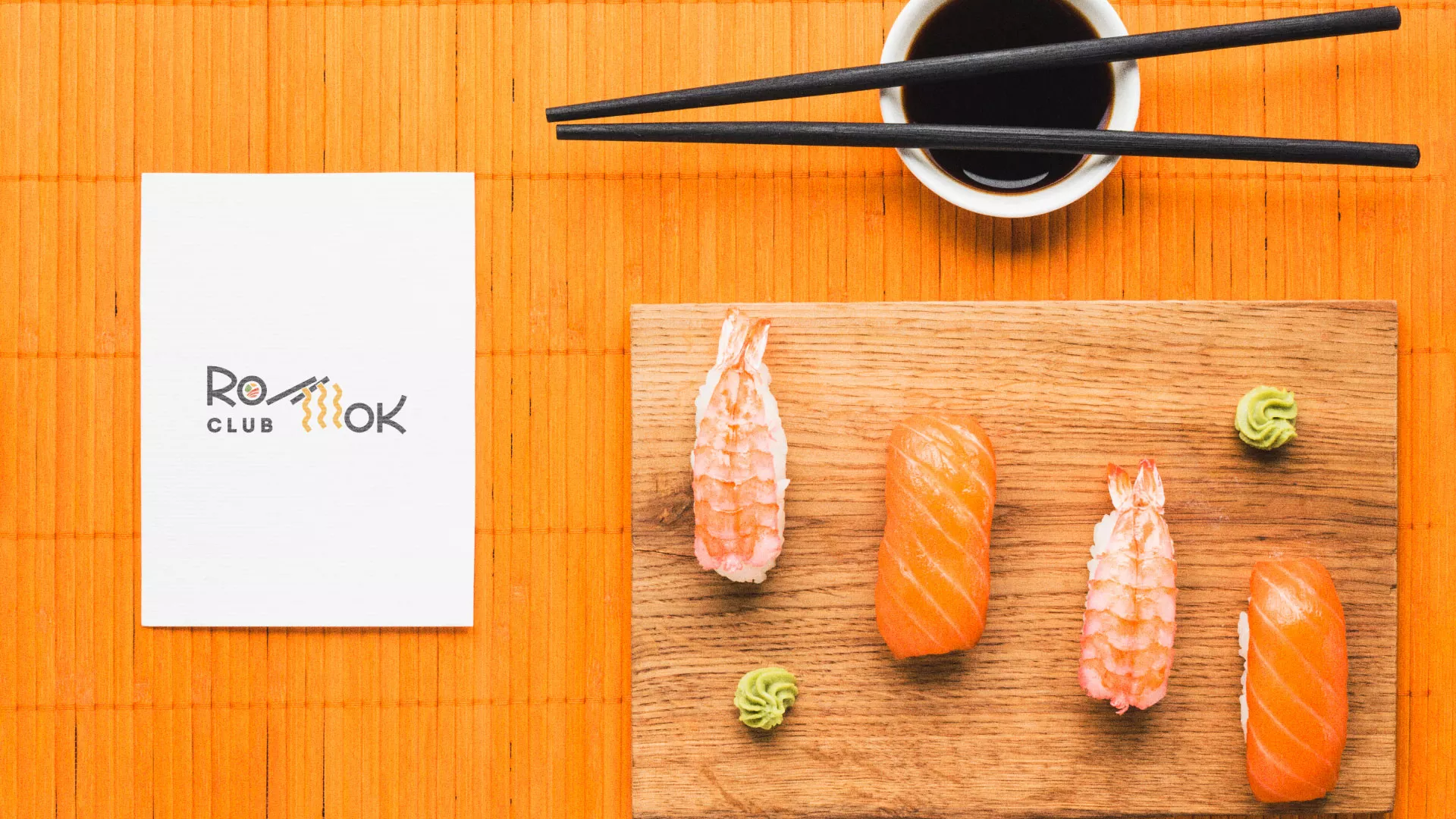 Создание логотипа суши-бара «Roll Wok Club» в Голицыно